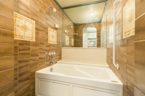 921 Western Ave, Angleton TX 77515-4256 exterior