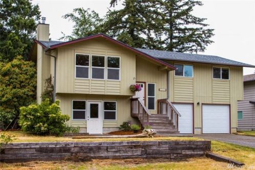 1254 Shaner Ln, Ferndale, WA 98248-9432