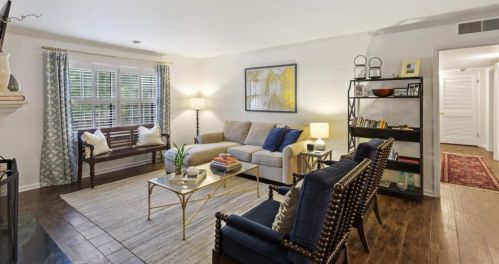 17 Glenald Way, Atlanta, GA 30327-4056