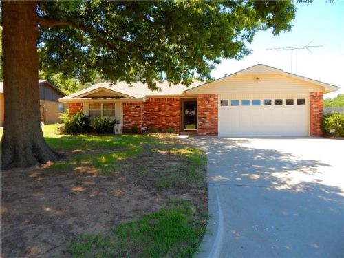 7 Oak Hollow Rd, Shawnee, OK 74804-1123