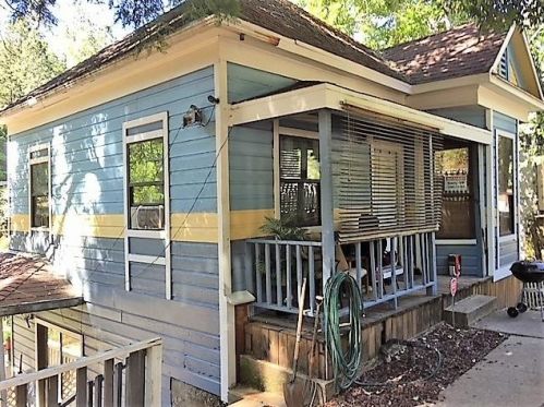 319 Main St, Grass Valley, CA 95945-6509