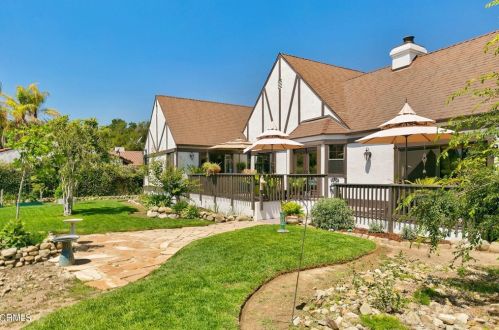 1002 Cliff Dr, Santa Paula, CA 93060-1284