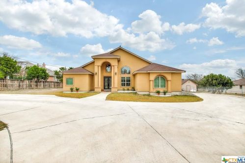 12109 Bois Darc St, San Antonio, TX 78245-3355