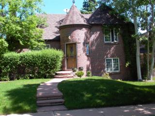 815 Josephine St, Denver CO  80209-4714 exterior