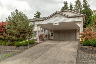 1034 Moore St, Bellingham, WA 98229-2875