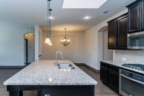 6068 Warmouth Dr, Fort Worth TX  76179-7648 exterior