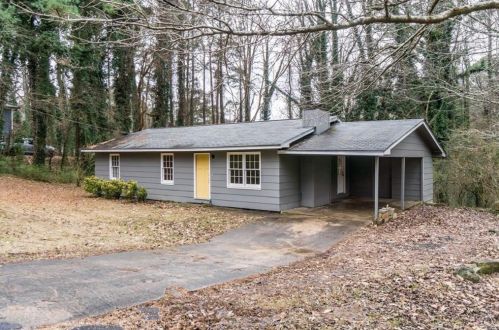 2002 Vicksburg Trl, Holly Springs, GA 30189-3446
