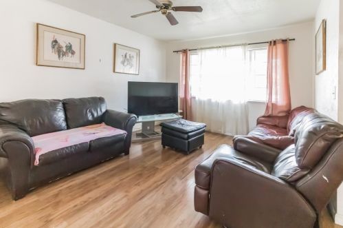 539 Park Victoria Dr, Milpitas, CA 95035-4040