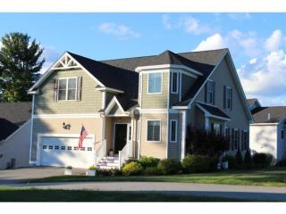 7 Sugar Plum Ln, Londonderry, NH 03053-3300