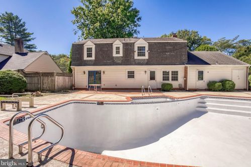 13825 Gate Dr, Silver Spring MD 20906-2208 exterior