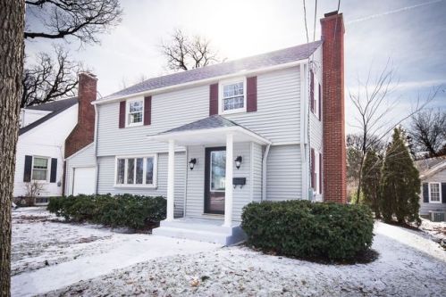 6 Logan St, Lemont, IL 60439-3811