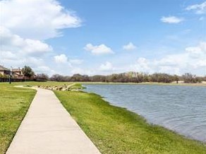 804 Sequoia Way, Fort Worth TX  76131-3557 exterior