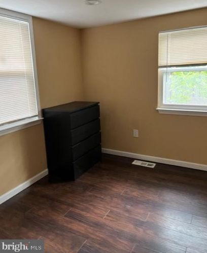 404 Chambers Ave, Camden NJ  08103-1405 exterior