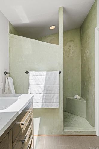 395 Cougar Dr, Boulder CO  80302-9521 exterior