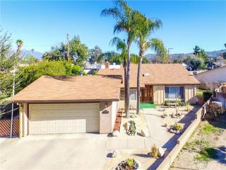 40455 Lockhart Ln, Hemet, CA 92544-7343
