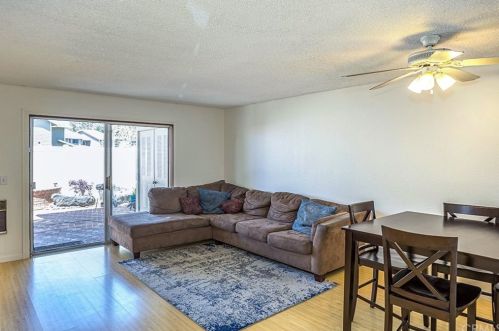26142 Los Viveros, San Juan Capistrano, CA 92691-2885