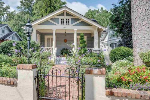 2092 Mckinley Rd, Atlanta, GA 30318-1733