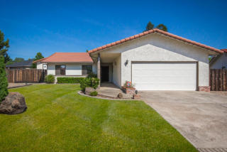 1438 Casa Vereda Way, Redding, CA 96003-9222