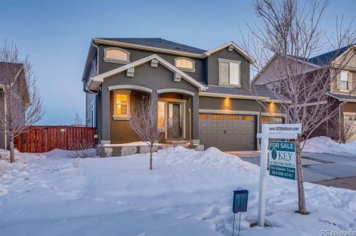 5028 Addison Way, Aurora, CO 80016-5390