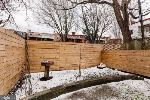 554 Spruce St, Lancaster PA  17603-3353 exterior