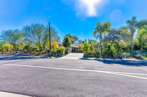 4890 Crest Ave, Riverside, CA 92503-2942