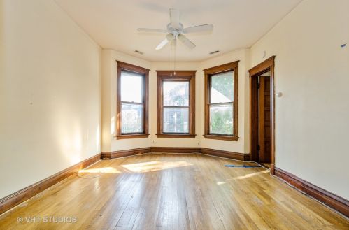 2050 Addison St, Chicago, IL 60618-6126