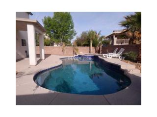 2586 Highland Cliff Dr, Henderson NV  89052-2881 exterior