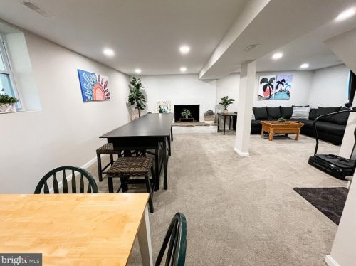 733 Stinchcomb Rd, Severna Park MD  21146-4223 exterior