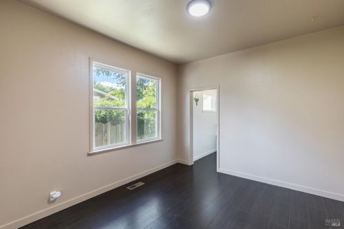 302 Scott St, Ukiah CA  95482-4320 exterior