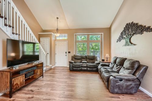 5808 Jericho Way, Aurora CO 80015-3654 exterior