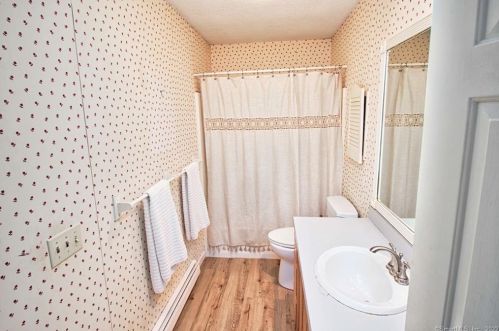 289 Notting Hill Gate, Torrington CT  06790-6061 exterior