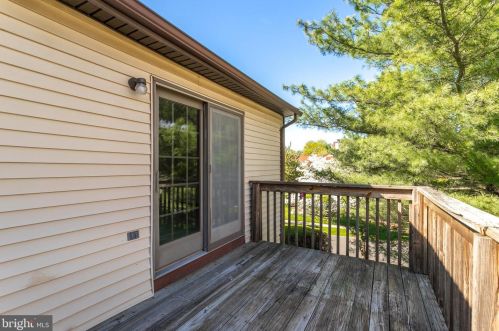 1 Boleyn Ct, Trenton NJ exterior