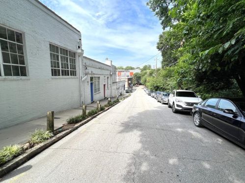 905 Bernina Ave, Atlanta GA  30307-8601 exterior