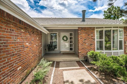 8798 Otero Pl, Englewood, CO 80112-3337