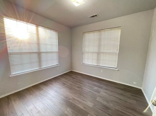 7005 Lindentree Ln, Fort Worth TX  76137-4488 exterior