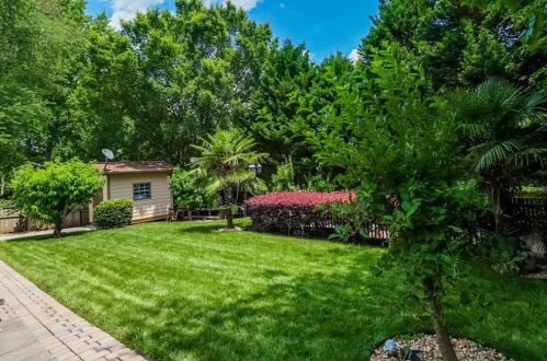 2300 Shore View Way, Suwanee, GA 30024-2922