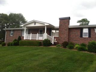 1005 Jones Dr, Erwin, TN 37650-4228