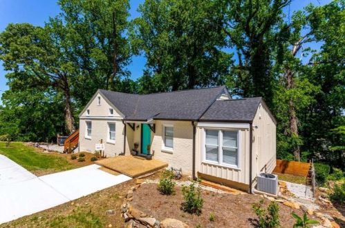517 Hascall Rd, Atlanta GA  30309-2227 exterior