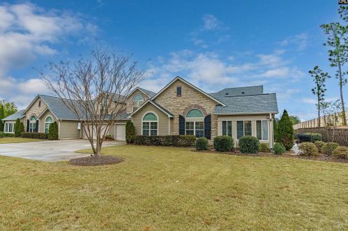 150 Peach Grove Cir, Elgin, SC 29045-7116