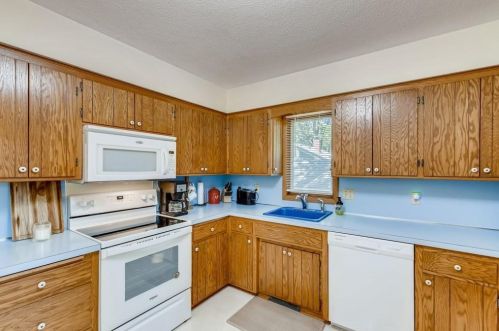 2182 Desoto St, Saint Paul MN  55117-1829 exterior