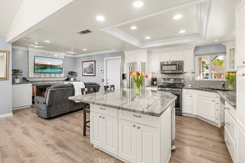 260 Brookside Ct, Anaheim CA  92808-1204 exterior