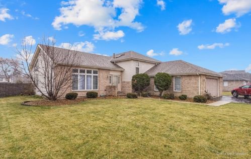 5826 Kathryn Ln, Matteson, IL 60443-1174