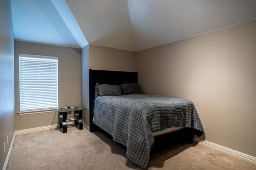12232 Fairway Meadows Dr, Fort Worth TX  76179-6643 exterior