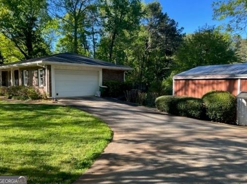 1314 Scenic Way, Lilburn, GA 30047-6727