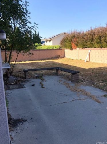 11300 Maple St, Los Alamitos, CA 90720-3947