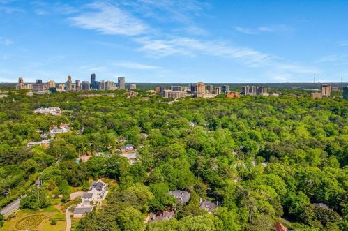 3229 Arden Rd, Atlanta GA  30305-1936 exterior