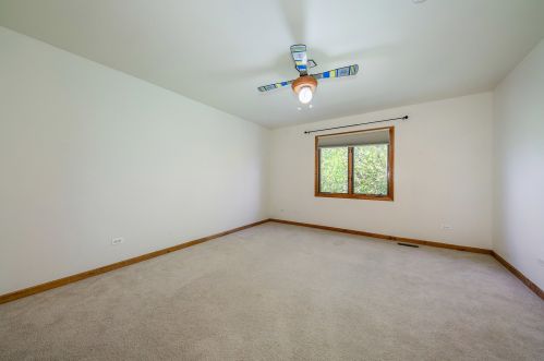 2772 Freeland Cir, Naperville IL  60564-5827 exterior