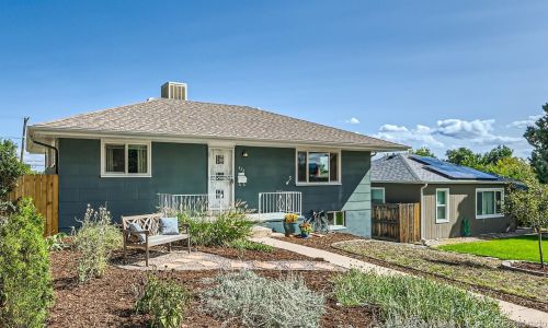 322 King St, Denver, CO 80219-1327
