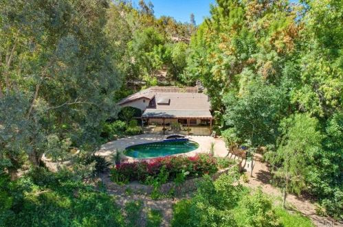29560 Lilac Rd, Valley Center, CA 92082-4011