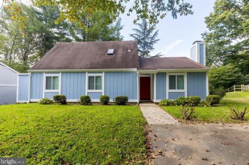 11303 Geddys Ct, Herndon, VA 20191-3606